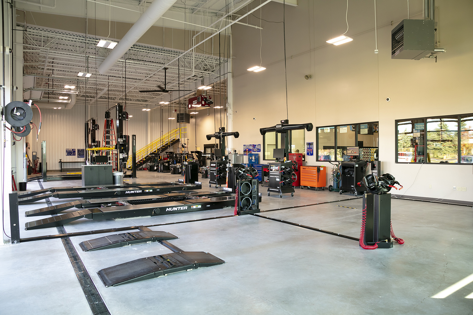 Automotive Shop at Farm & Fleet of Holland, MI