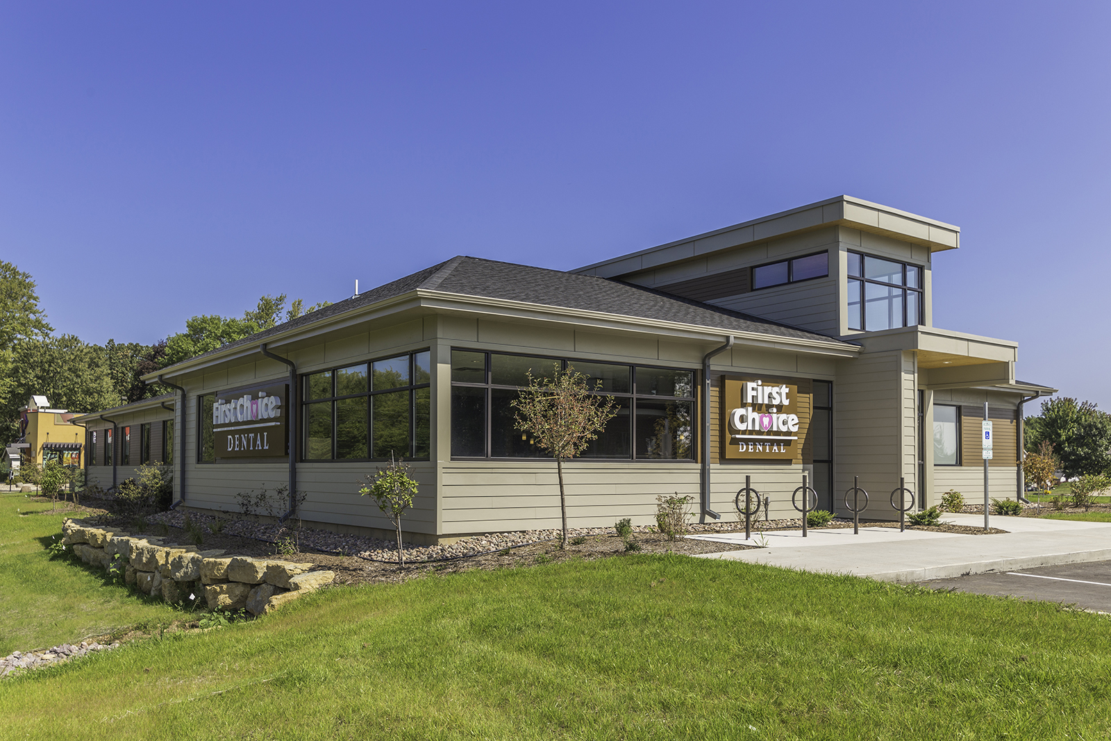 Exterior Entrance at First Choice Dental in Stoughton, WI