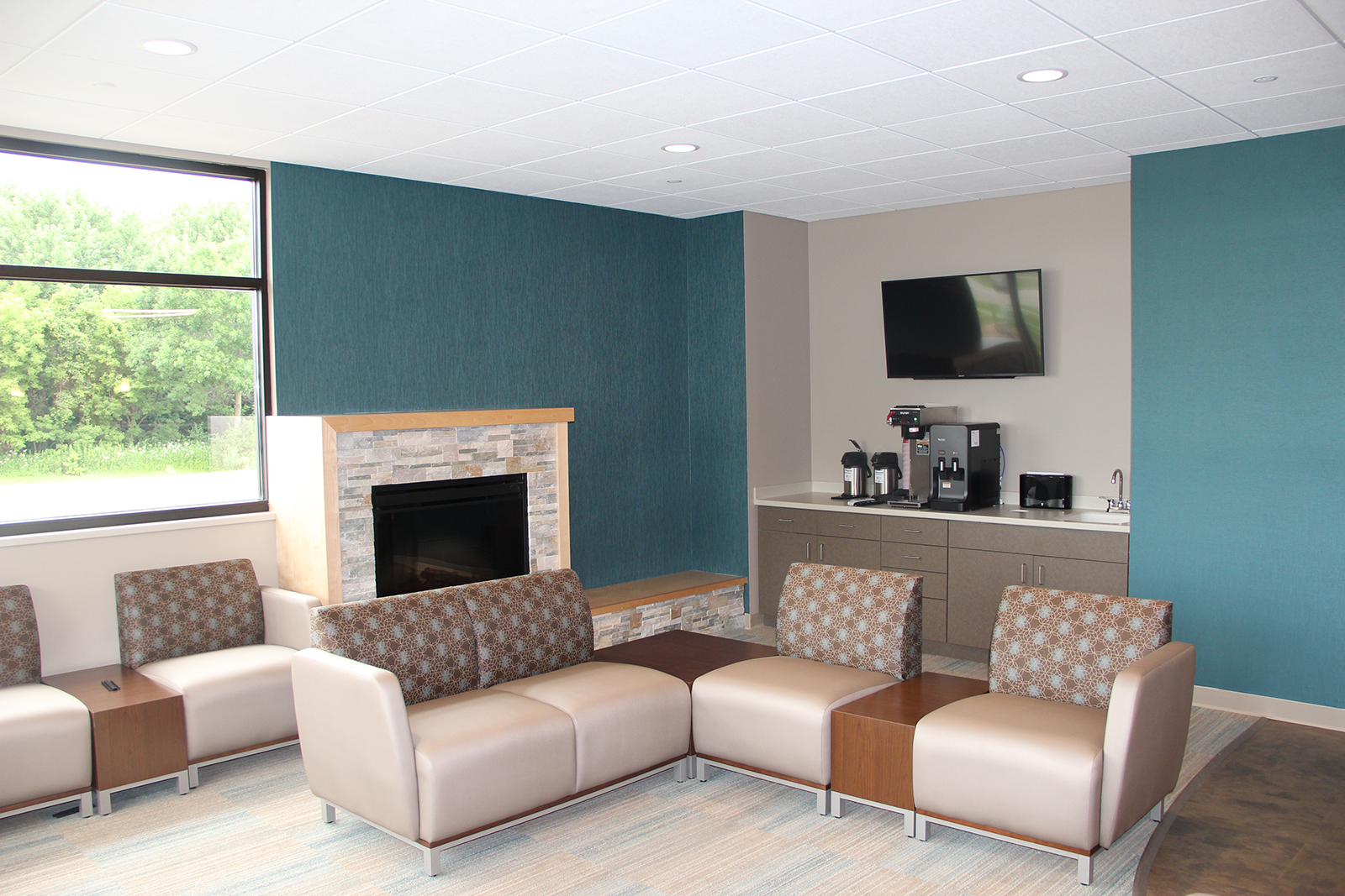 Lobby Waiting Area at First Choice Dental in Stoughton, WI